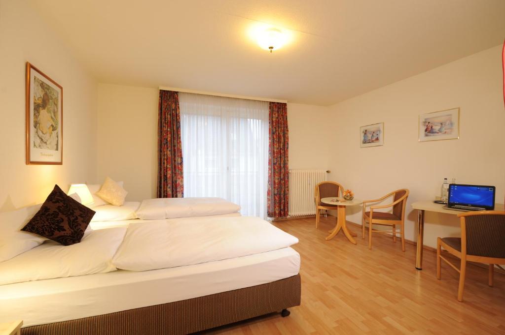 Air Wartburg Hotel Düsseldorf