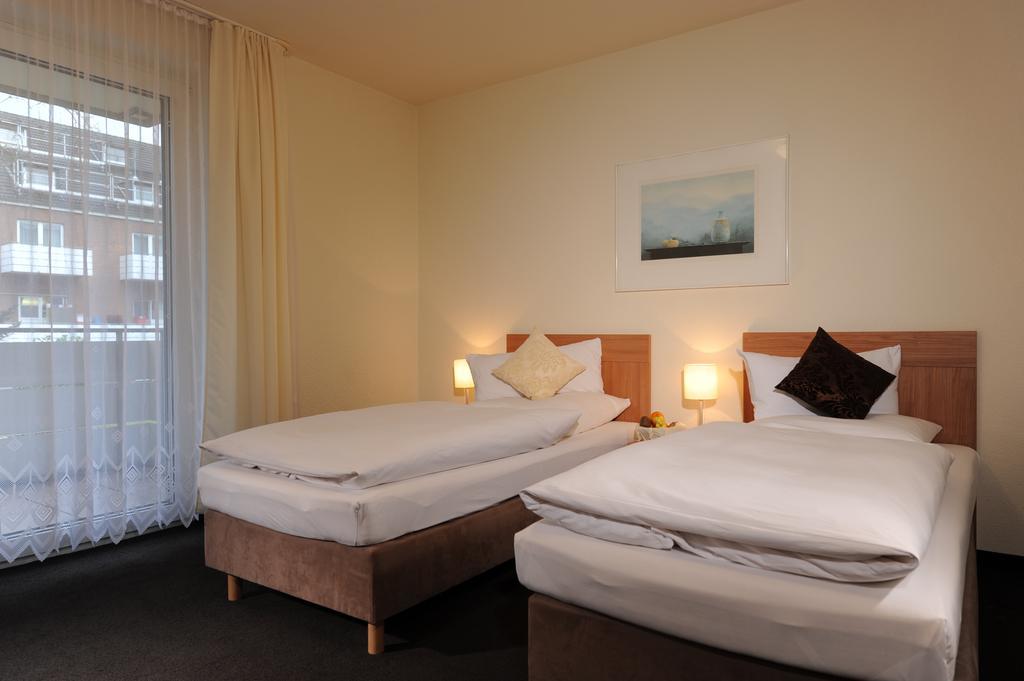 Air Wartburg Hotel Dusseldorf