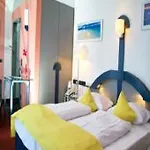 Air Wartburg Hotel 3*