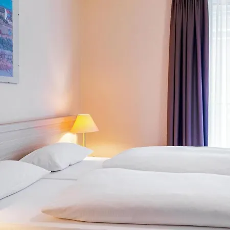 Air Wartburg Hotel